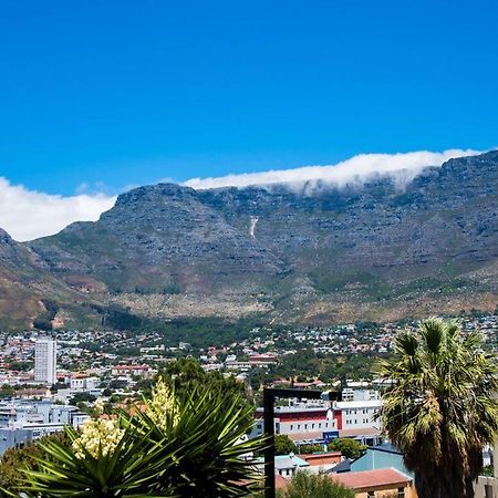 Table Mountain Inn Кейптаун Екстериор снимка