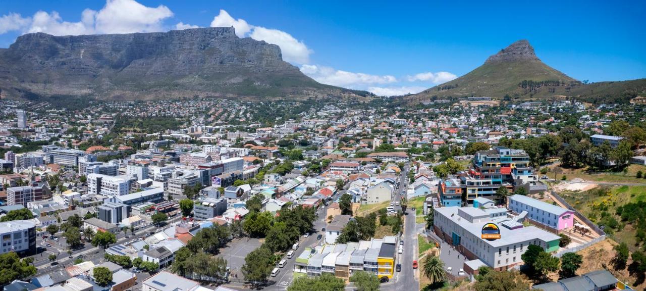 Table Mountain Inn Кейптаун Екстериор снимка