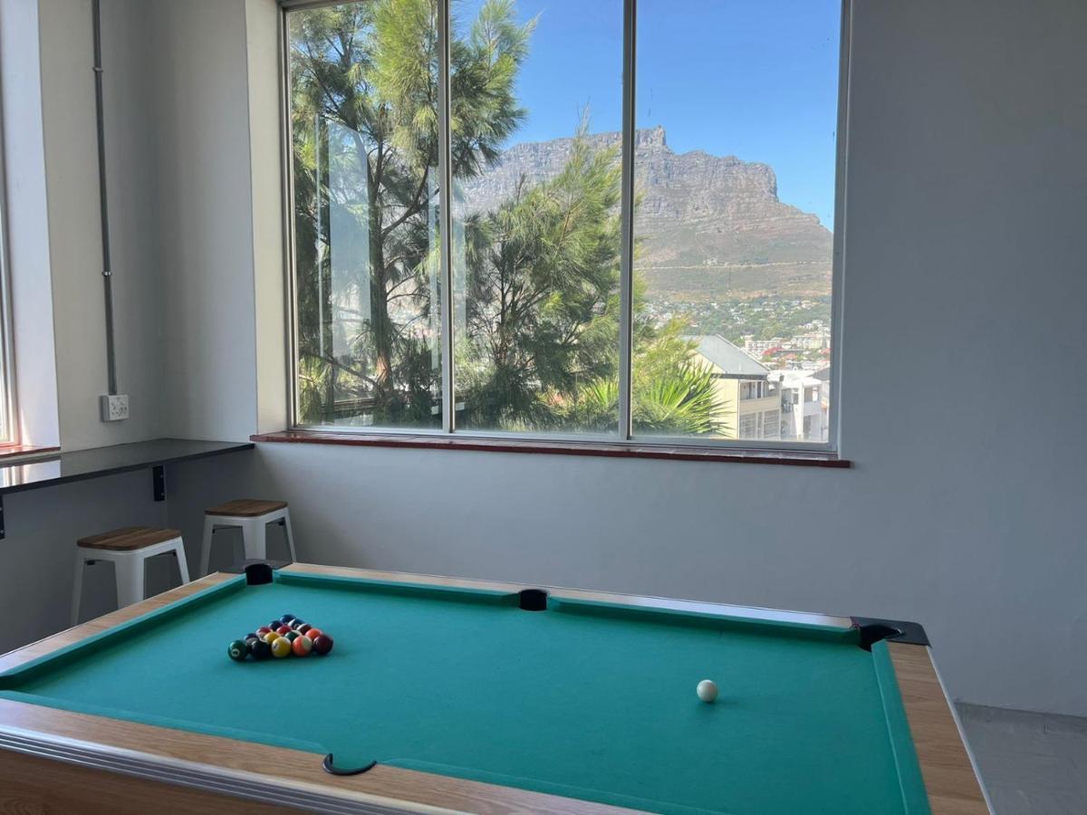 Table Mountain Inn Кейптаун Екстериор снимка